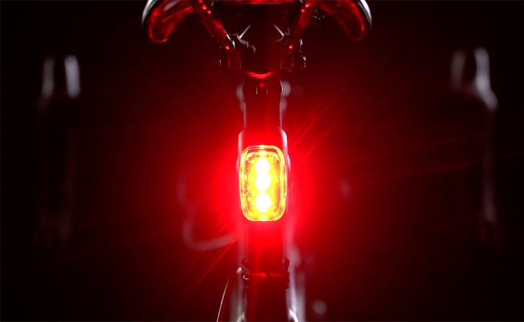 Rayo, luz inteligente para la bicicleta