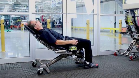 Human Hoist, silla mecanica